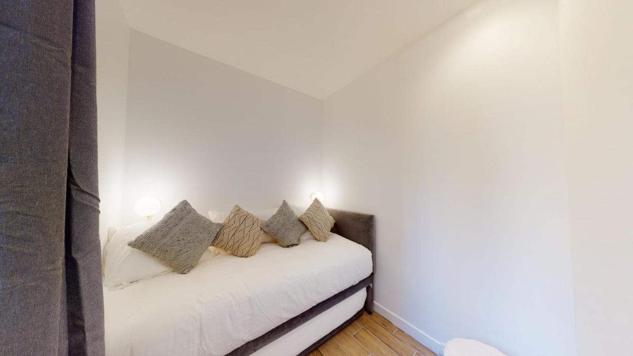 Superb And Cosy 2br In The Heart Of ! 3p Appartamento