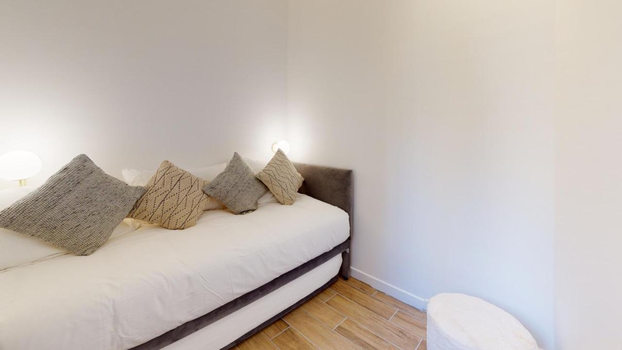 Superb And Cosy 2br In The Heart Of ! 3p Appartamento